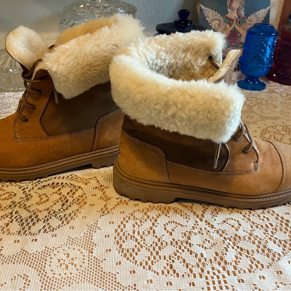 Ugg Boot - image 5